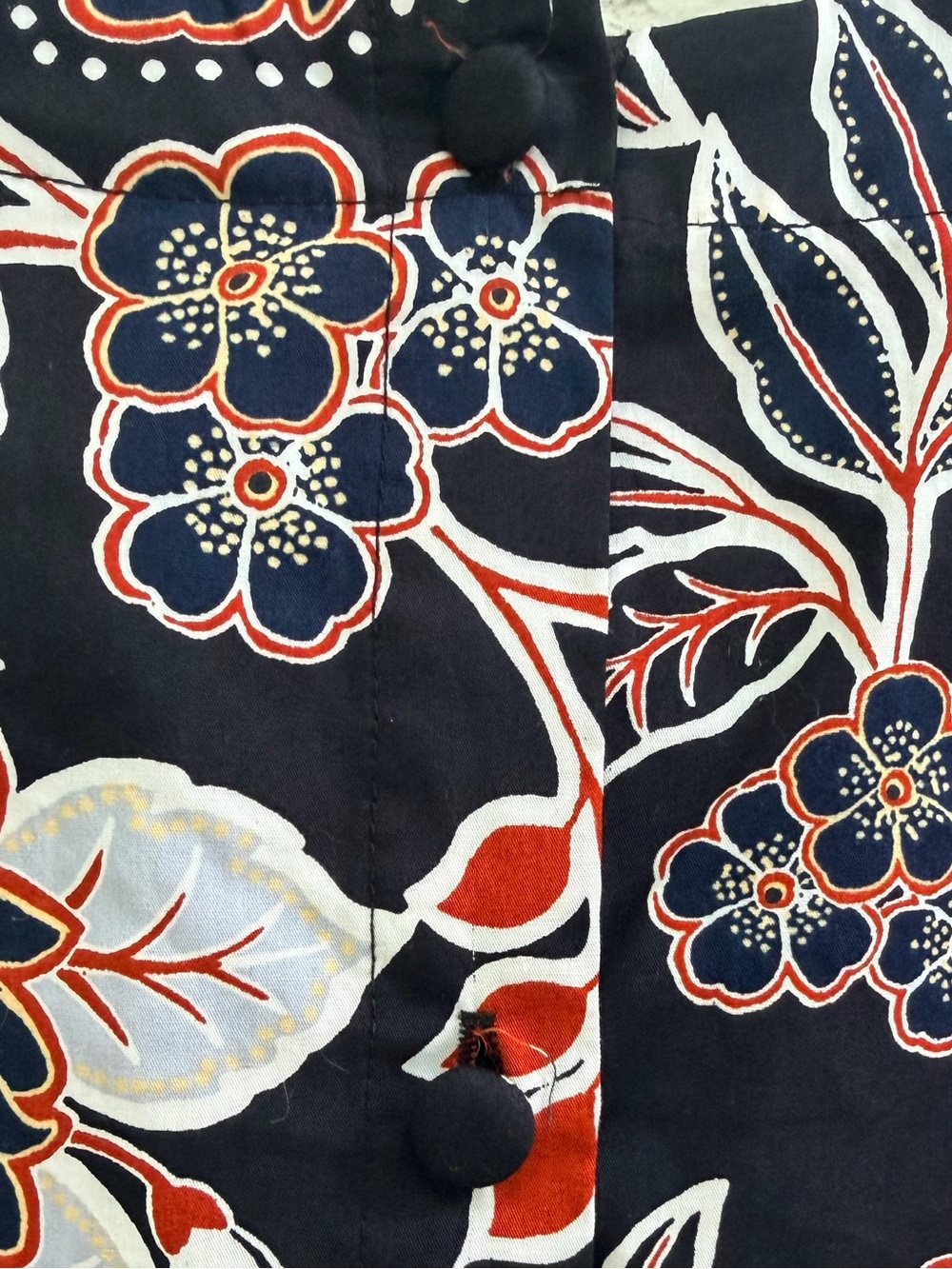 Who What Wear Vibrant Floral Blouse Size Small - Excellent Condition! - Picture 7 of 9